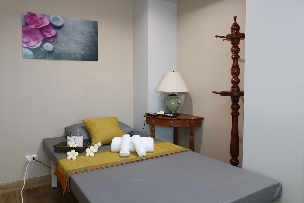 tk palace hotel and convention