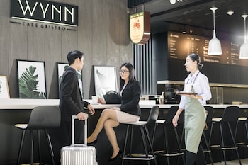 tk palace hotel and convention