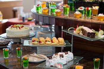 tk palace hotel and convention