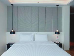 tk palace hotel and convention