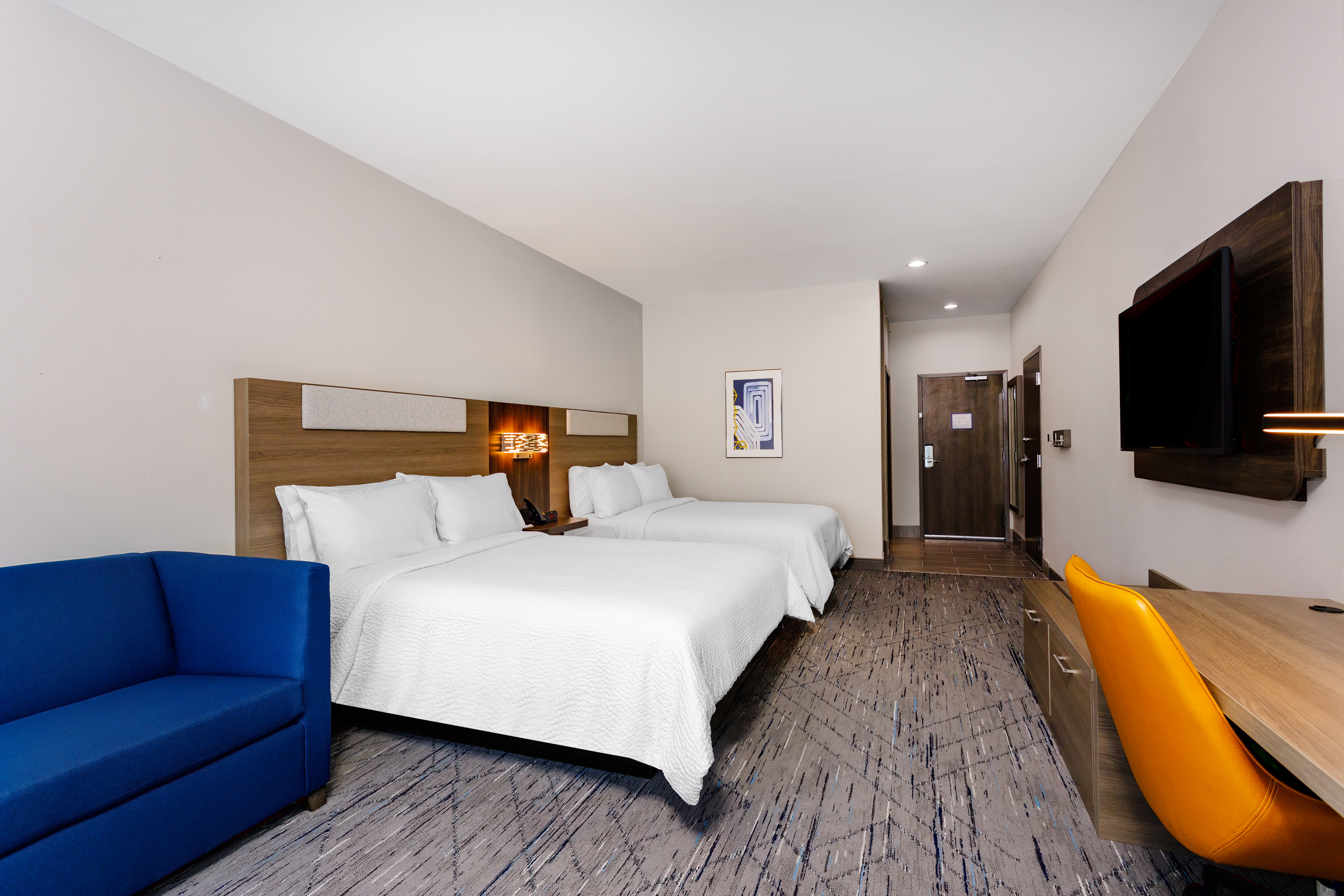holiday inn express and suites tampa stadium area