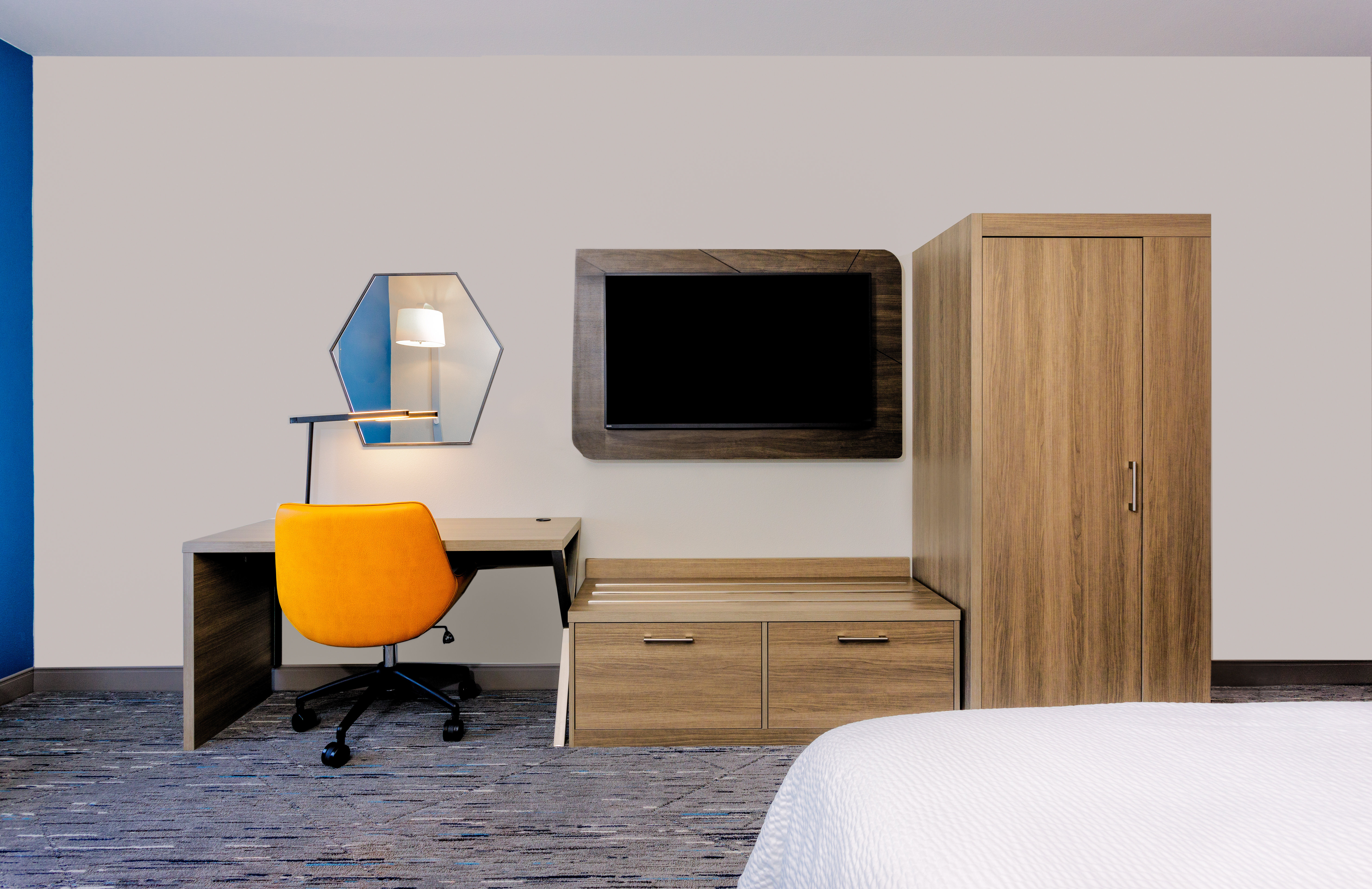 holiday inn express and suites tampa stadium area