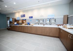 Holiday Inn Express & Suites Tampa - Stadium Area,Tampa>>Hillsborough County,4 star