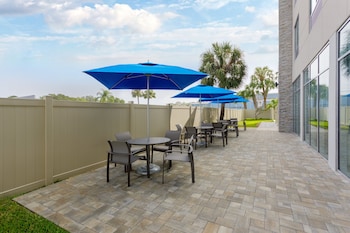 Holiday Inn Express & Suites Tampa - Stadium Area,Tampa>>Hillsborough County,4 star