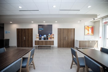 Holiday Inn Express & Suites Tampa - Stadium Area,Tampa>>Hillsborough County,4 star