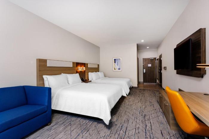 holiday inn express and suites tampa stadium area