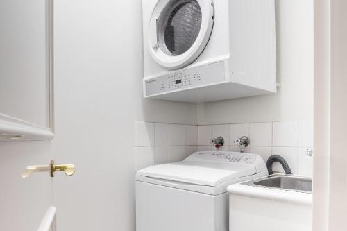 mantra on jolimont melbourne