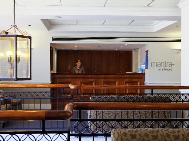 mantra on jolimont melbourne