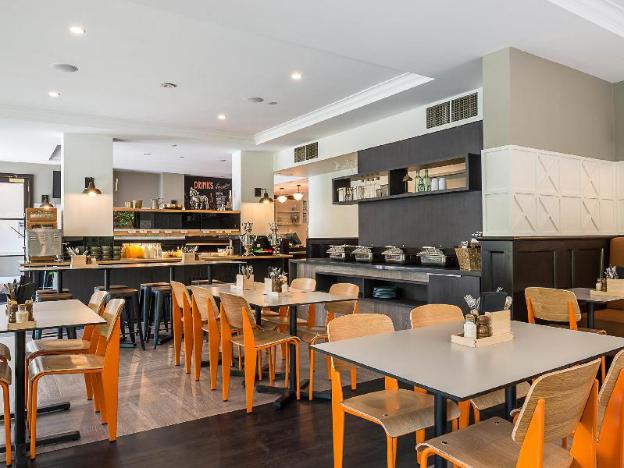 mantra on jolimont melbourne