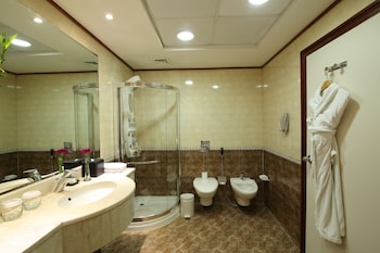 coral dubai deira hotel