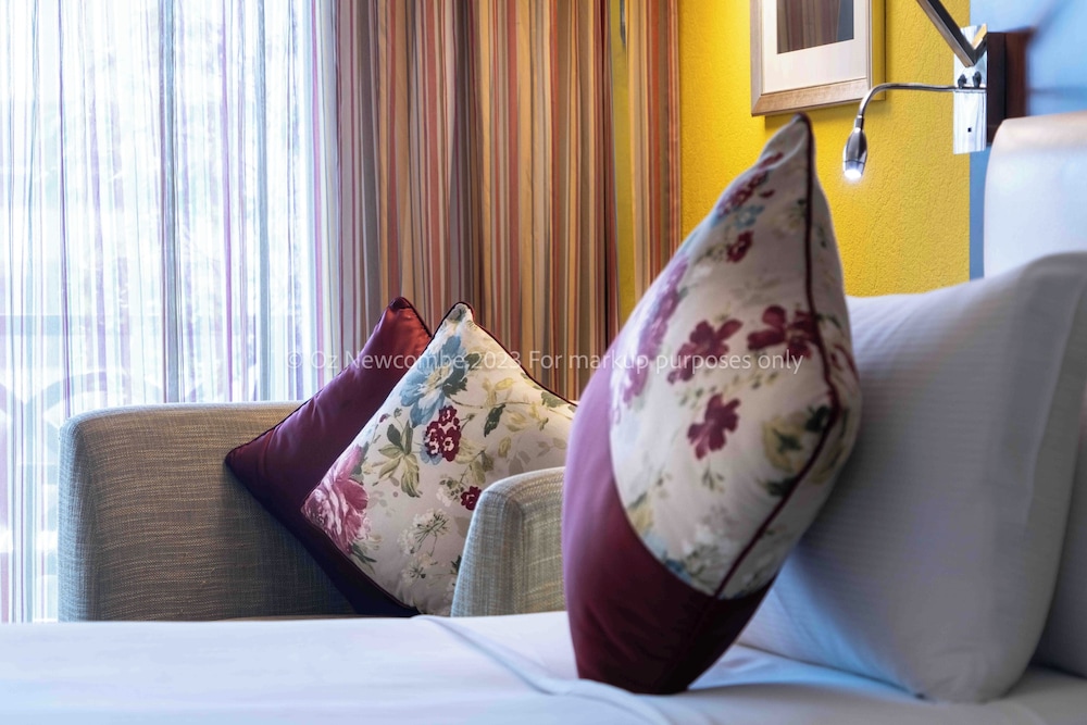 coral dubai deira hotel