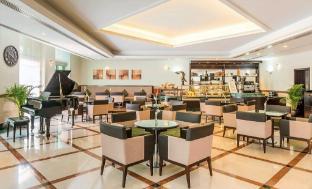 coral dubai deira hotel