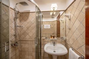 ambassadori hotel tbilisi