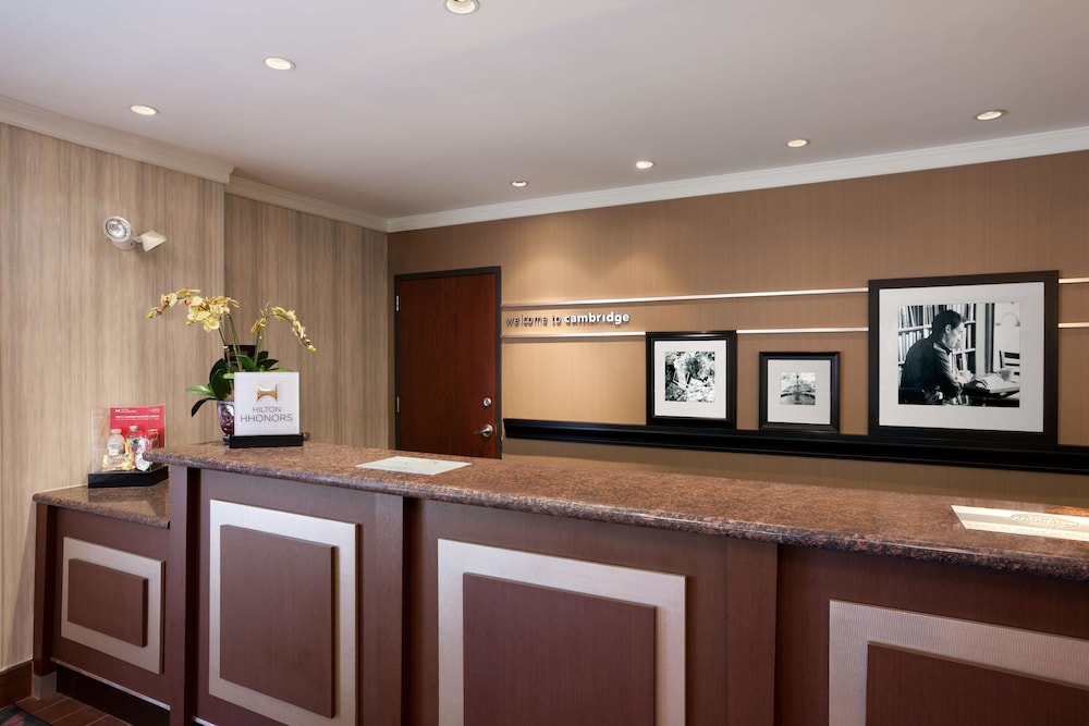 hampton inn by hilton boston cambridge