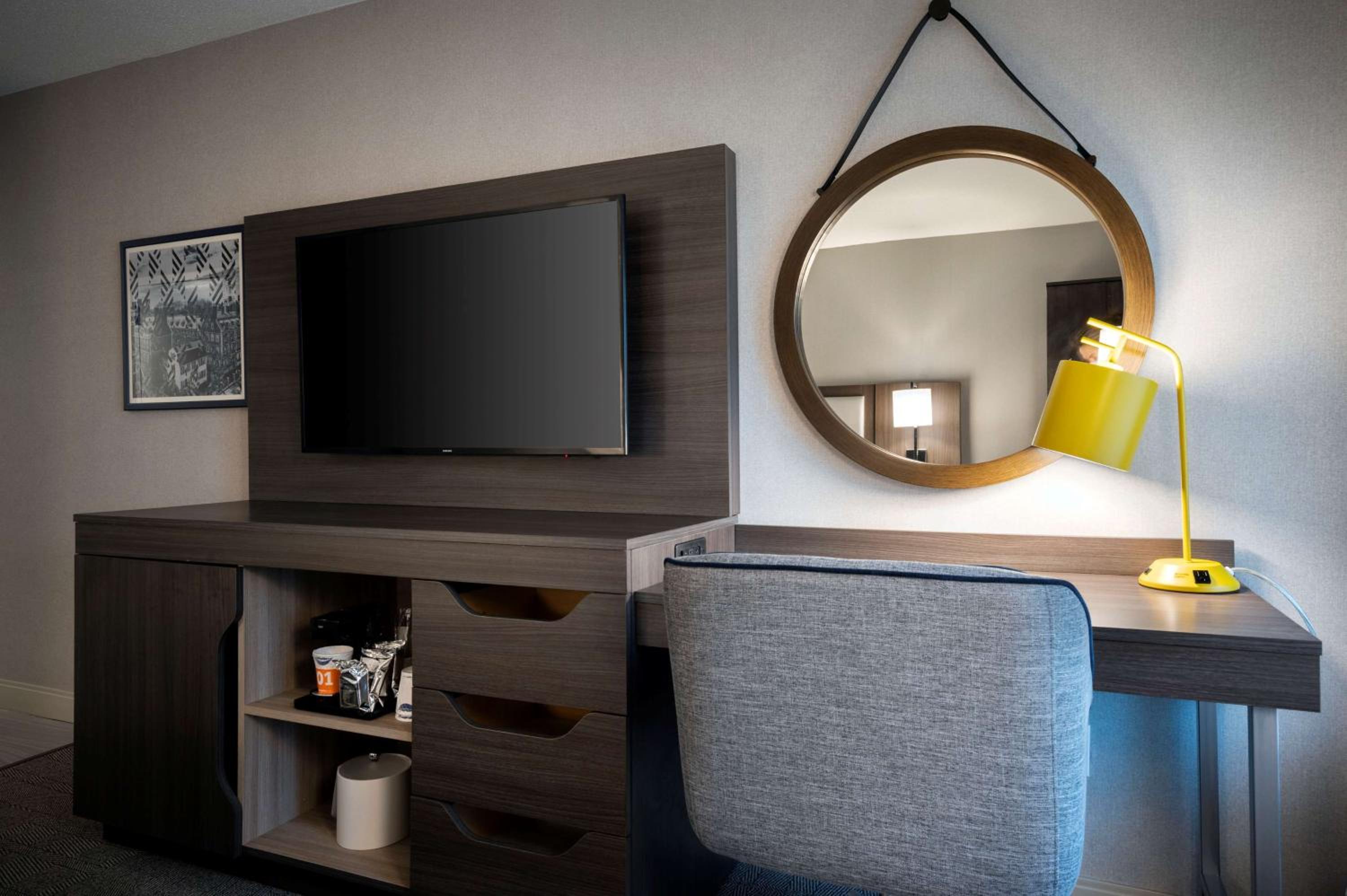 hampton inn by hilton boston cambridge