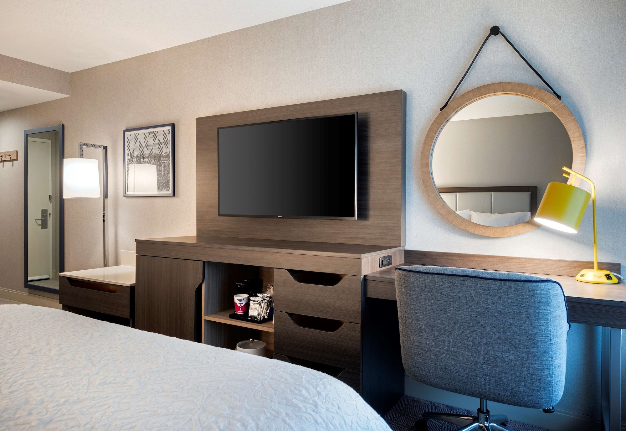 hampton inn by hilton boston cambridge