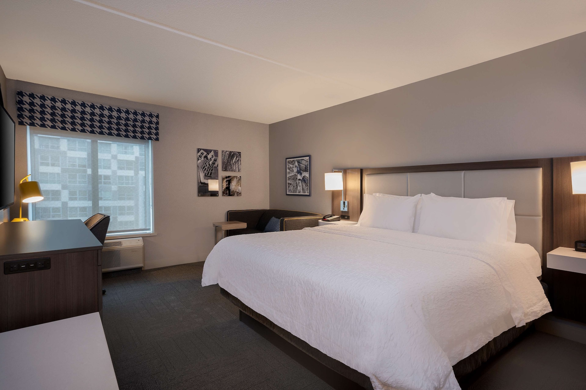 hampton inn by hilton boston cambridge