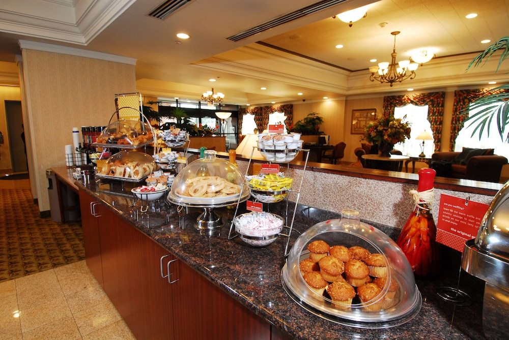 hampton inn by hilton boston cambridge