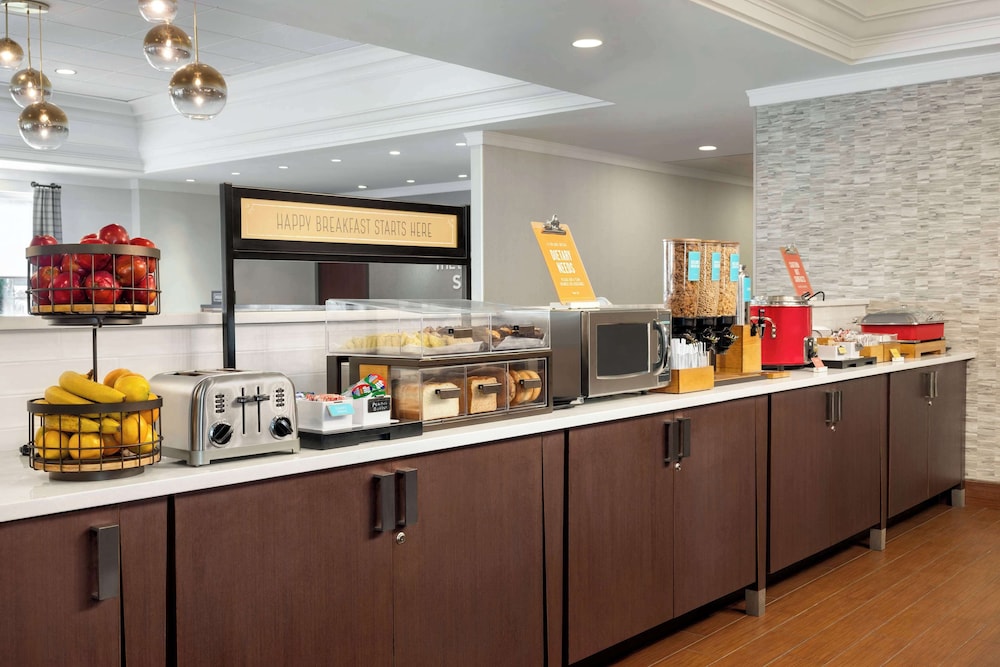 hampton inn by hilton boston cambridge