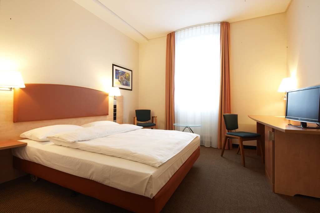 intercityhotel berlin ostbahnhof