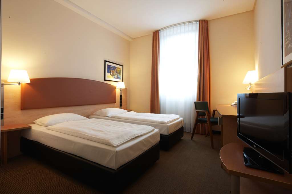 intercityhotel berlin ostbahnhof