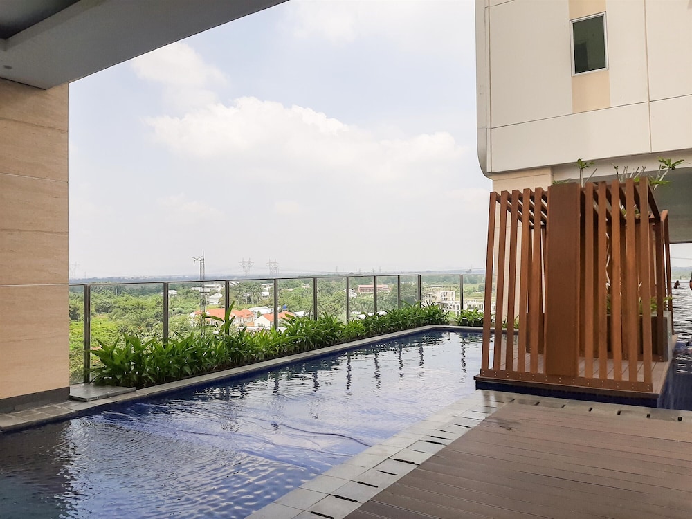 fancy and comfy studio at b residence apartment