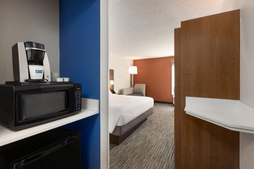 holiday inn express vero beach by ihg