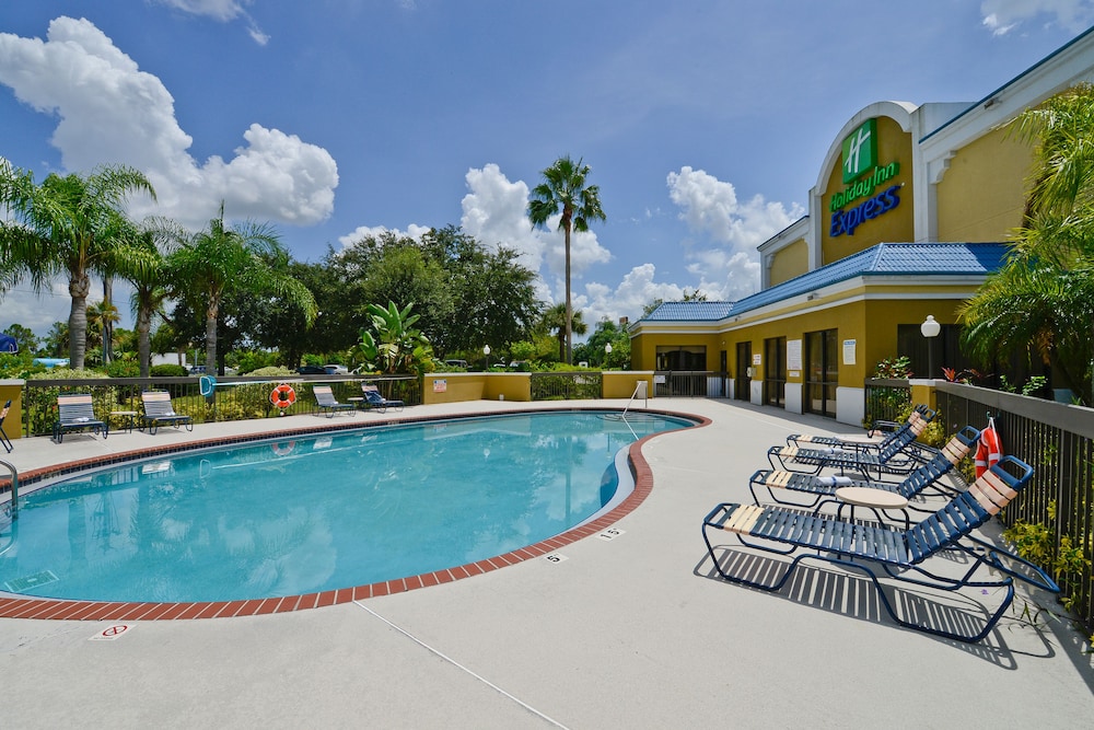 holiday inn express vero beach by ihg