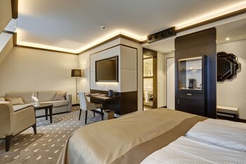 hotel monopol