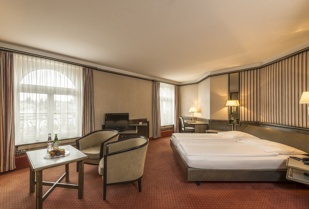 hotel monopol