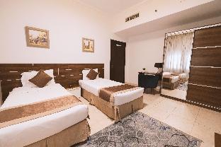 governor west bay suites and residences