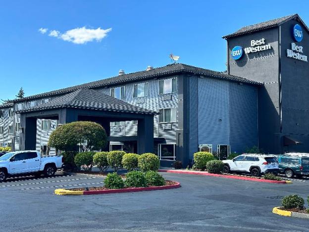 best western cascade inn and suites