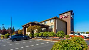 best western cascade inn and suites