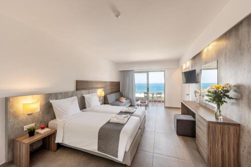 aqua sol holiday village