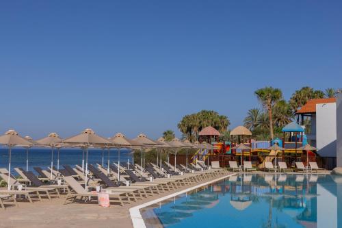 aqua sol holiday village