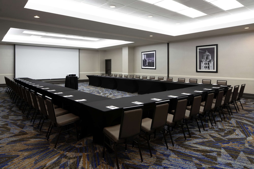 embassy suites by hilton los angeles international airport north