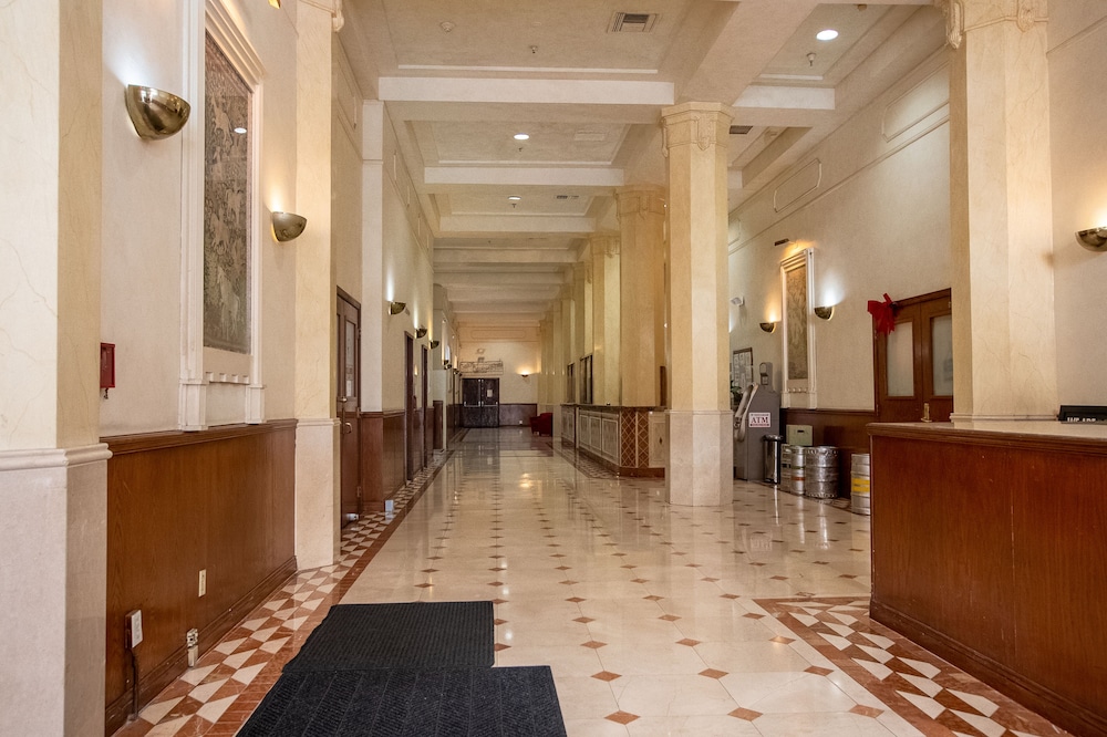 stillwell hotel