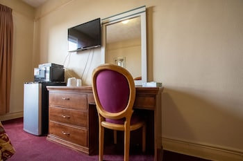 stillwell hotel