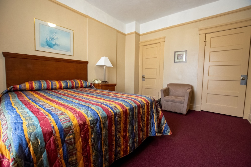 stillwell hotel