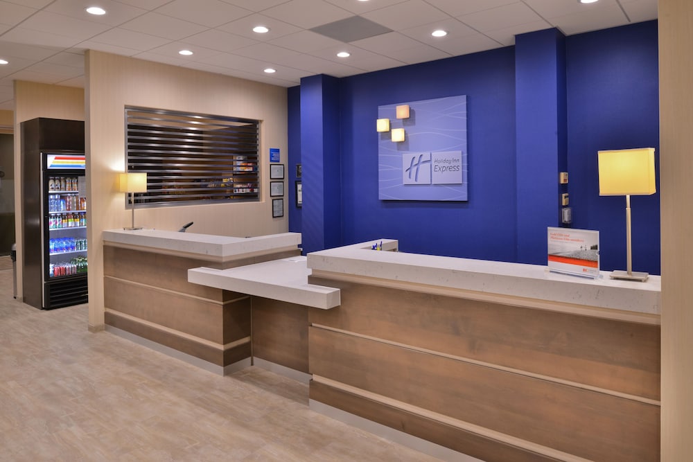 holiday inn express and suites pasadena los angeles