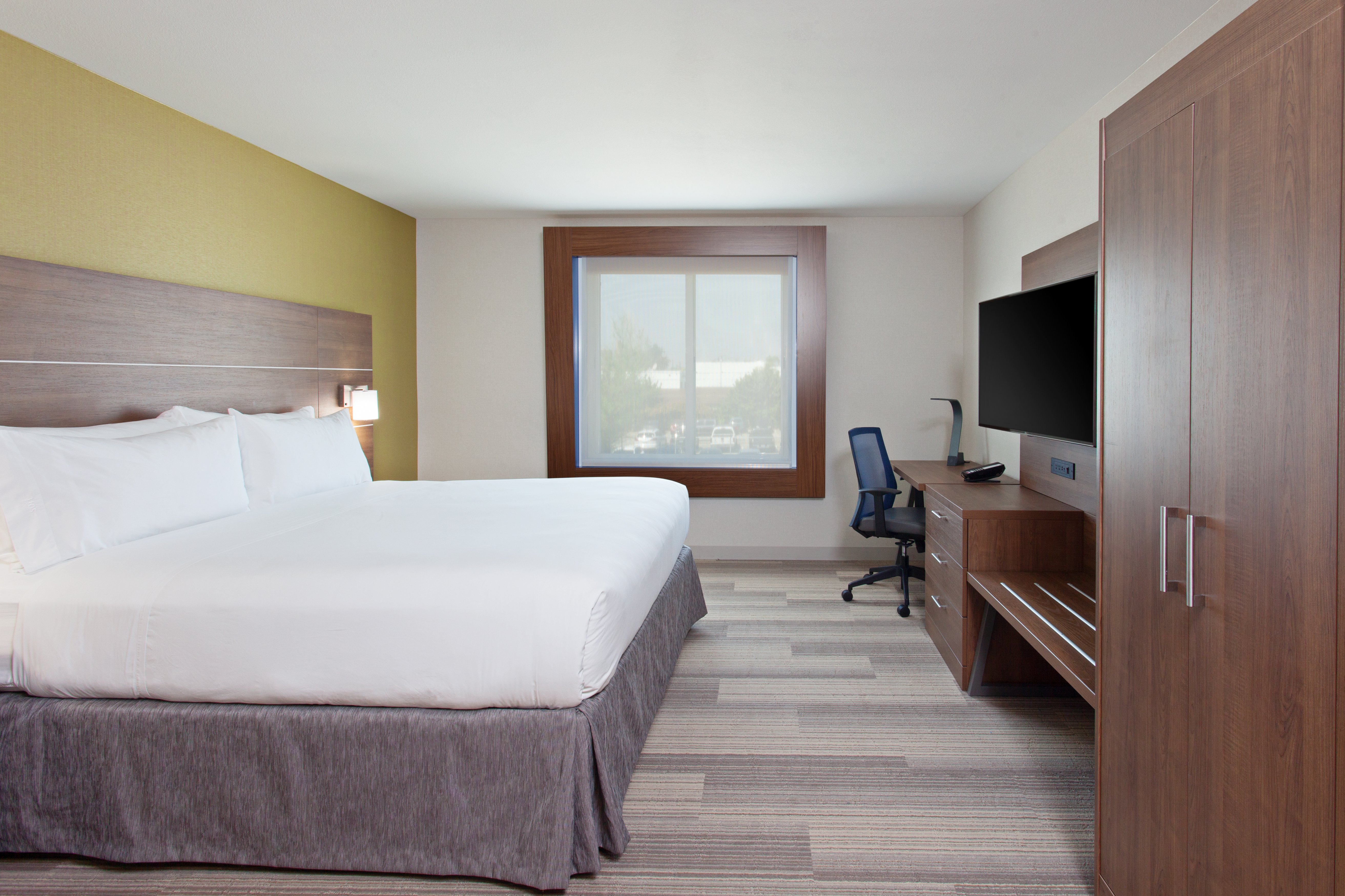 holiday inn express and suites pasadena los angeles