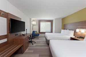 holiday inn express and suites pasadena los angeles