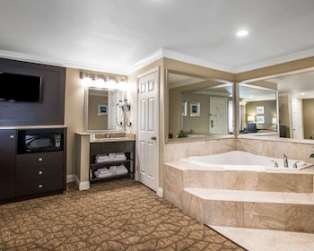 quality inn downey
