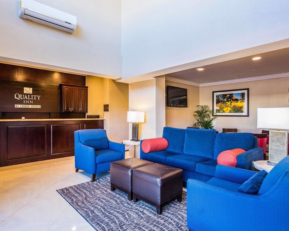 quality inn downey