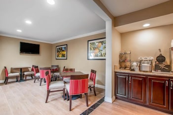 quality inn downey
