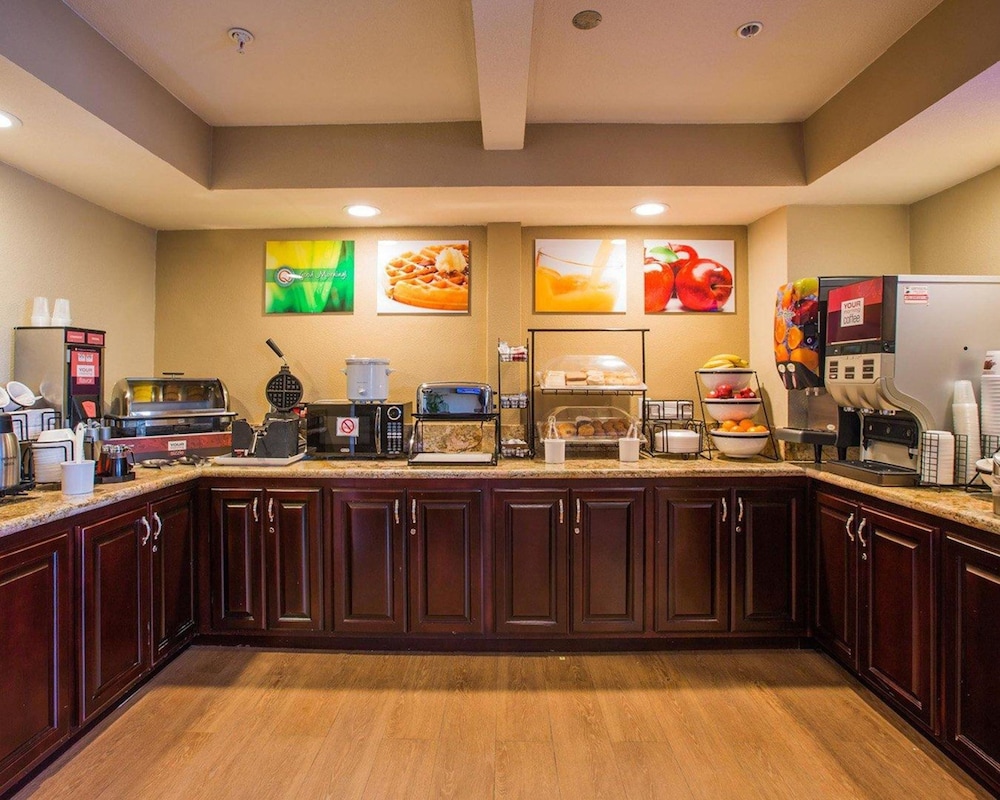 quality inn downey