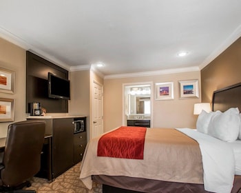 quality inn downey