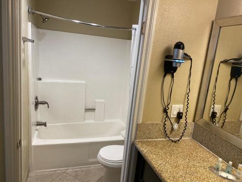 quality inn downey