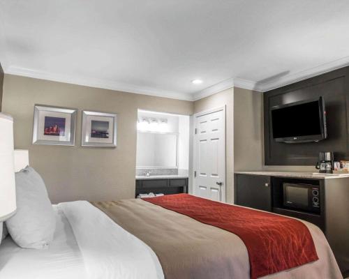 quality inn downey
