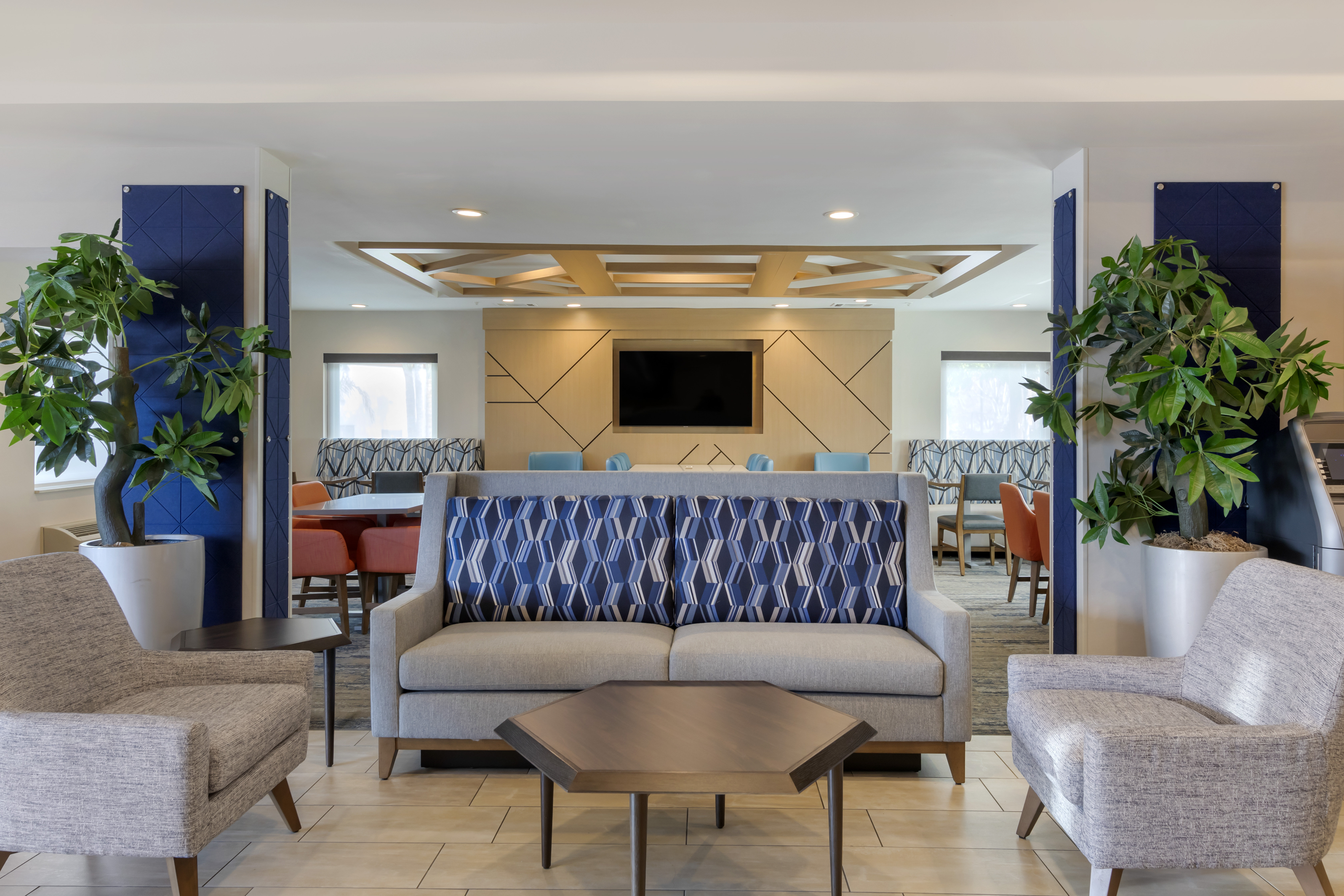 holiday inn express san bernardino colton